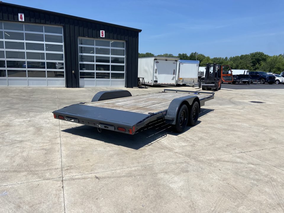 New Lamar Trailer 83"X18' CE - 7K Car Hauler