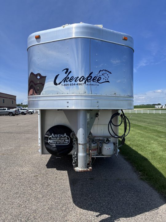 Used 2009 Cherokee 4H LQ Horse Trailer