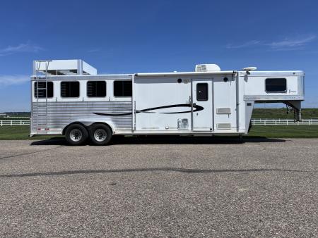 Used 2009 Cherokee 4H LQ Horse Trailer