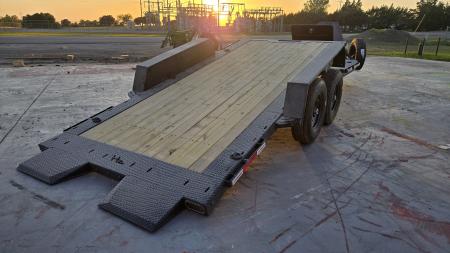 Used 2025 Horizon Trailers ETZ 22' x 83" x 22" BP 15.2K TILT Equipment Trailer
