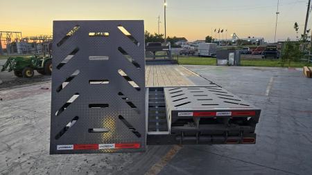 New 2025 Horizon Trailers FTZ 26' x 102" x 34" GN 15,700LBS Deckover Trailer