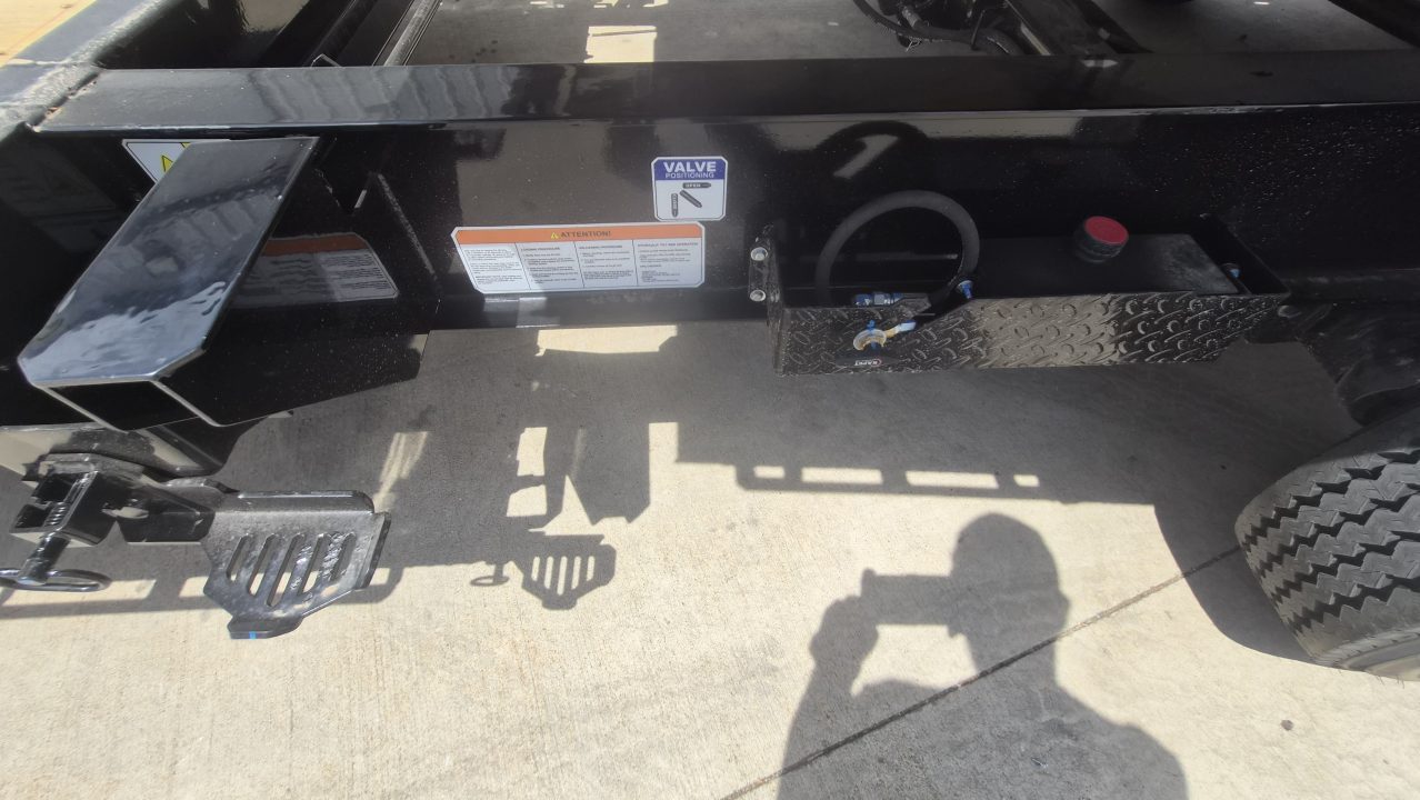 New 2026 Horizon Trailers HET 24' x 102" x 25" BP 21K TILT Equipment Trailer
