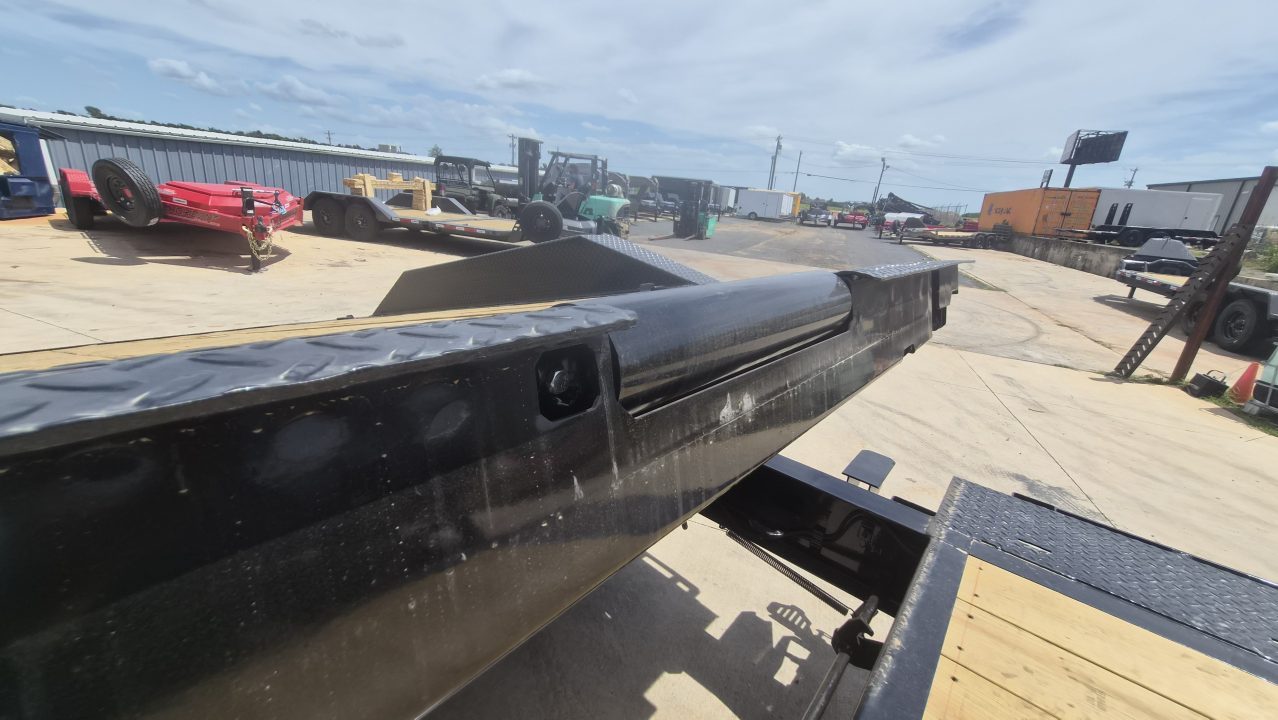 New 2026 Horizon Trailers HET 24' x 102" x 25" BP 21K TILT Equipment Trailer