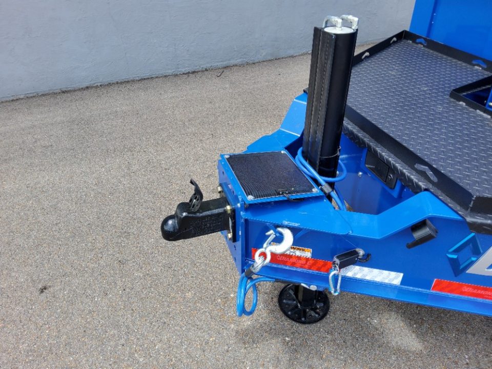 New 2027 Diamond C Trailers LPT208 - PACESETTER Dump Trailer