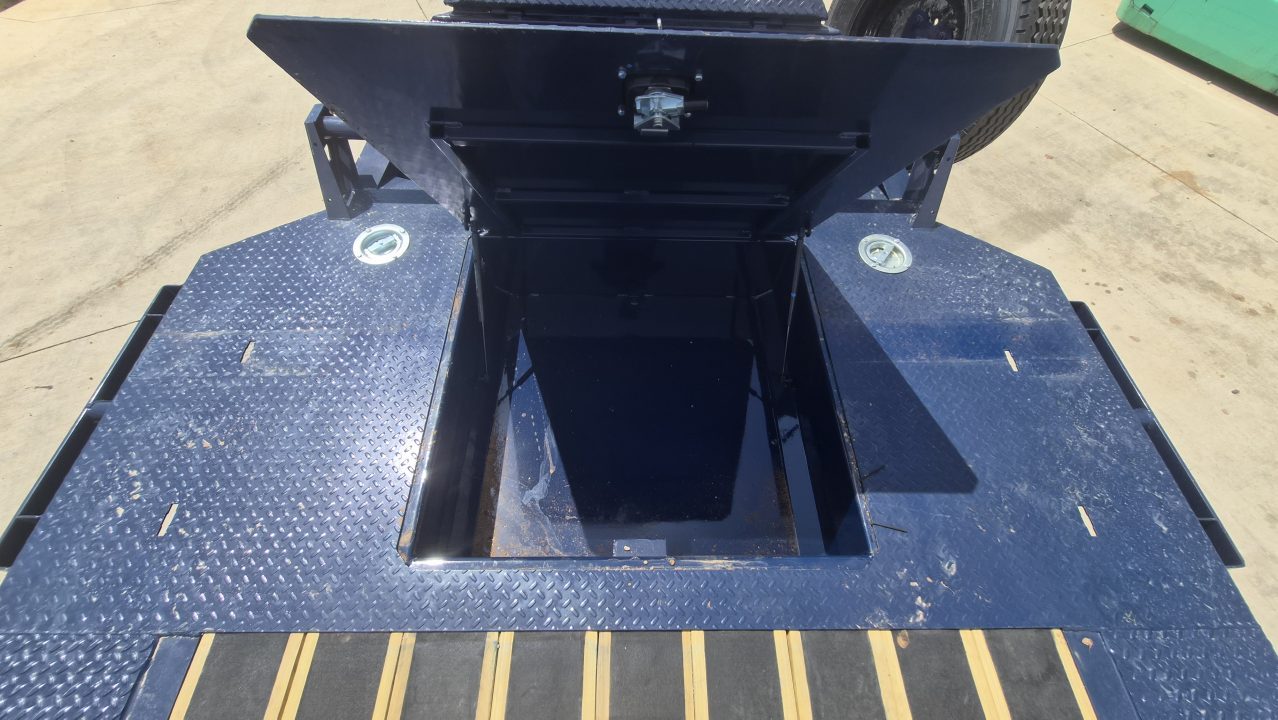 New 2026 Horizon Trailers HET 24' x 102" x 25" BP 21K TILT Equipment Trailer