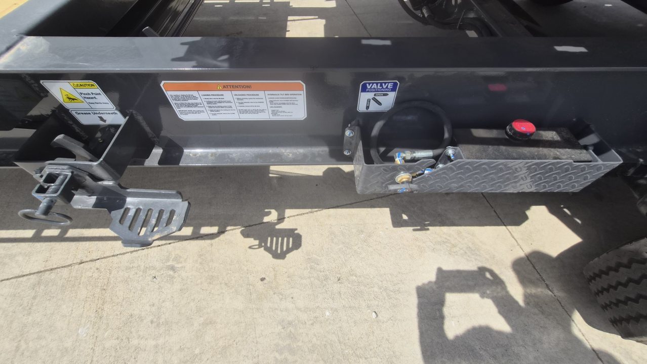 New 2026 Horizon Trailers HET 24' x 82" x 25" BP 21K TILT Equipment Trailer