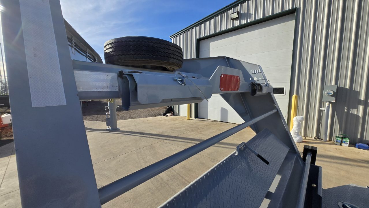 New 2026 Horizon Trailers HET 26' x 102" x 25" GN 22.4K TILT Equipment Trailer