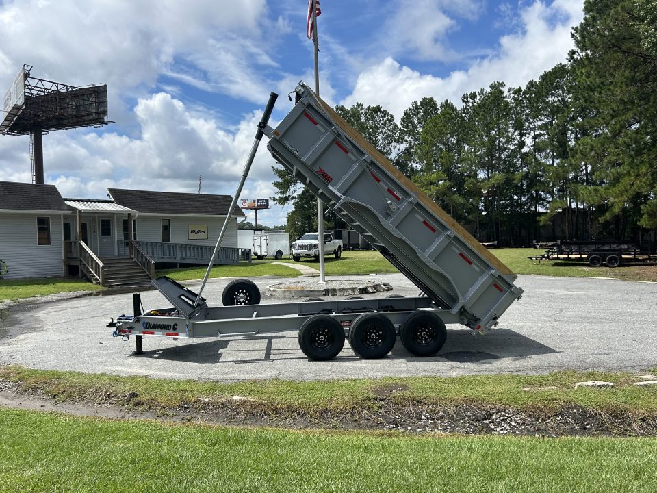New 2026 Diamond C LPT307 Dump Trailer, 7x16, 32" High Walls, #17,590lbs Payload, Hyd Jack, 7ga Floor