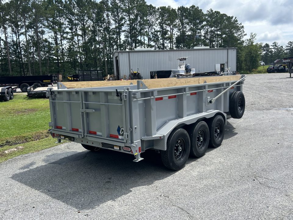 New 2026 Diamond C LPT307 Dump Trailer, 7x16, 32" High Walls, #17,590lbs Payload, Hyd Jack, 7ga Floor