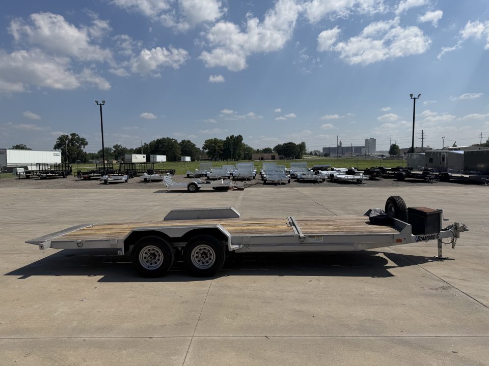 Used 2018 Diamond C Trailers HDT207 Tilt Trailer