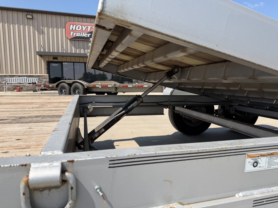 Used 2018 Diamond C Trailers HDT207 Tilt Trailer