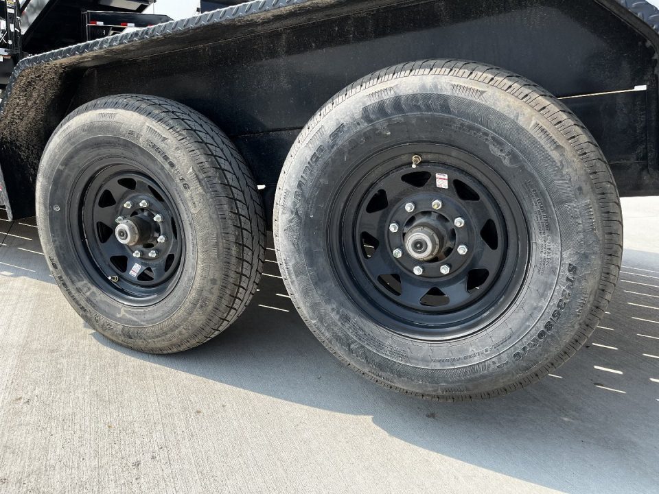New 2026 H&H Gooseneck POWER TILT 24' 2-7000lb  axles=14K Car Hauler Trailer