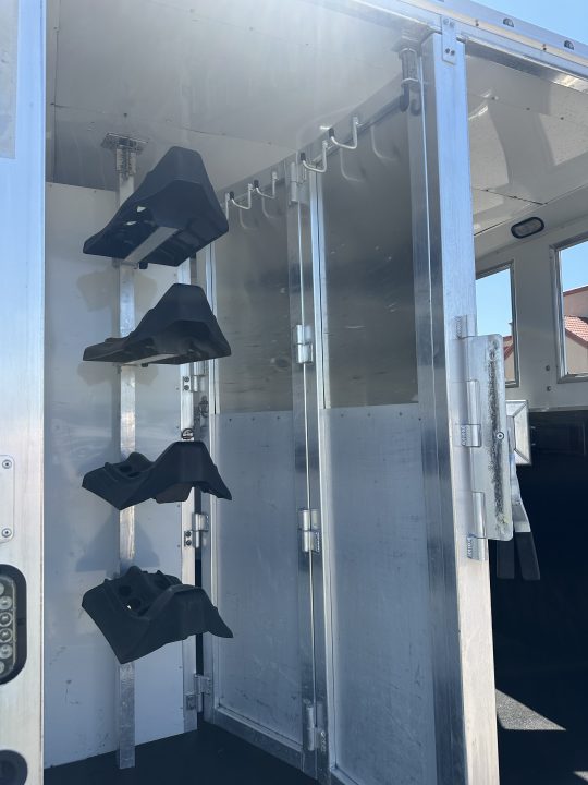 Used 2014 Lakota 4H 13' LQ Horse Trailer