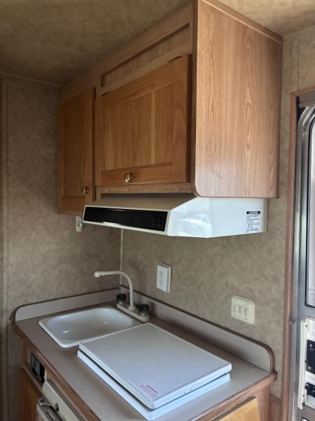 Used 2003 Silver Star 3H LQ Horse Trailer