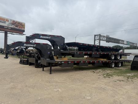 New 2026 Diamond C Trailers FMAX216 102X40 HYD PACESETTER Gooseneck Bodies