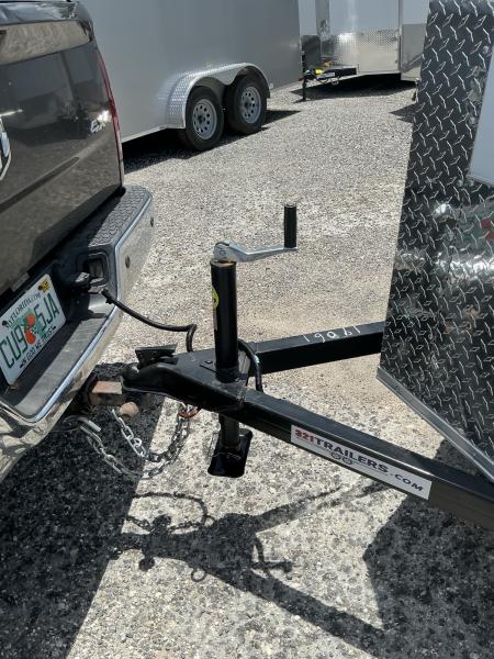 Used 2025 NationCraft Trailers 5X8 Enclosed white single axle trailer