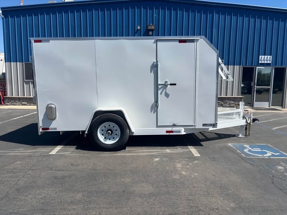 New 2026 TRU GARDEN ENCLOSED Cargo / Enclosed Trailer