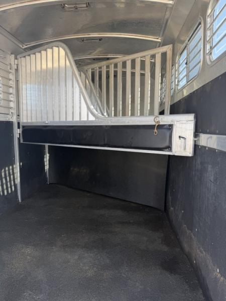 Used 2002 4-Star 4 Horse Gooseneck Horse Trailer