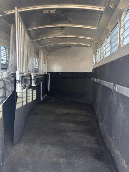 Used 2002 4-Star 4 Horse Gooseneck Horse Trailer