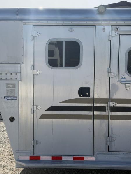 Used 2002 4-Star 4 Horse Gooseneck Horse Trailer