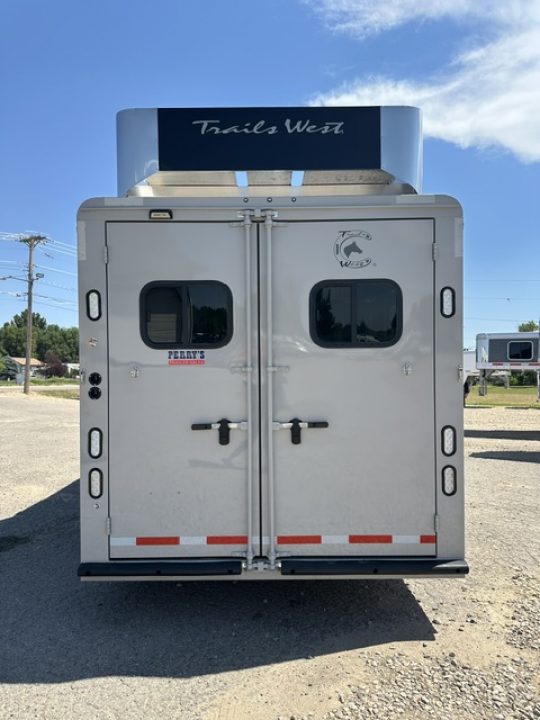 New 2027 Trails West 7x7 LQ Sierra 4 Horse