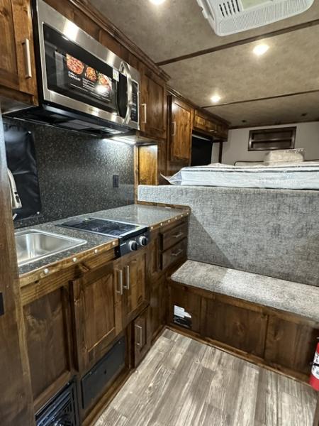 New 2027 Trails West 7x7 LQ Sierra 4 Horse