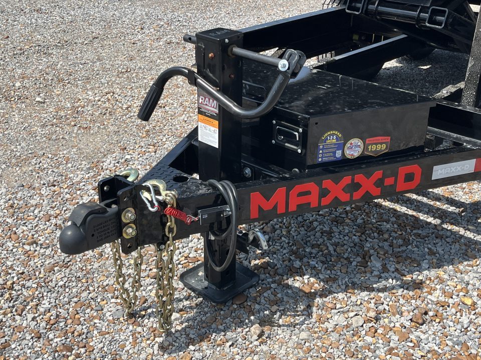New 2027 MAXXD 72"x12' 14k Dump Trailer