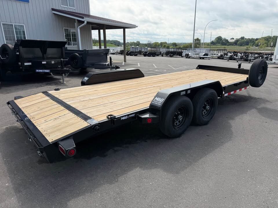New ETB 83X20 (18+2) 10K EQUIPMENT TRAILER - BLACK