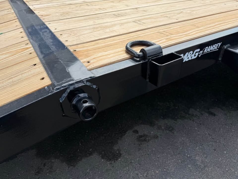 New ETB 83X20 (18+2) 10K EQUIPMENT TRAILER - BLACK