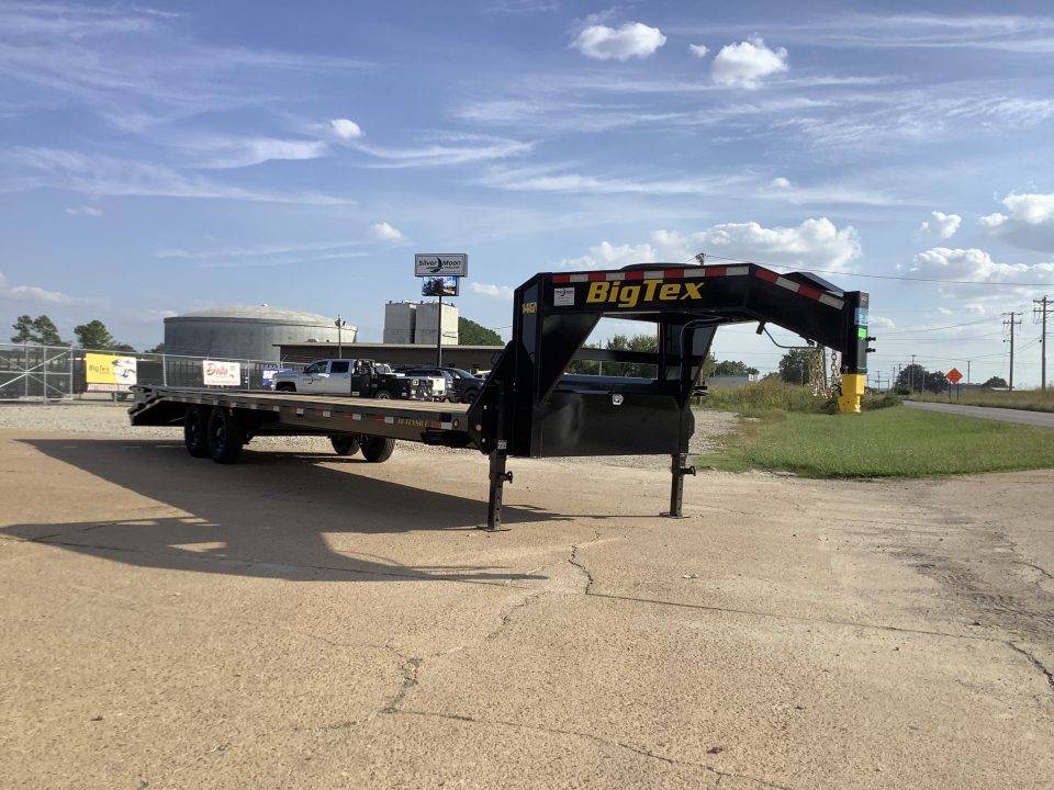 New 2027 Big Tex Trailers 14GN 25+5 Mega Ramp Gooseneck Trailer (15.9K)