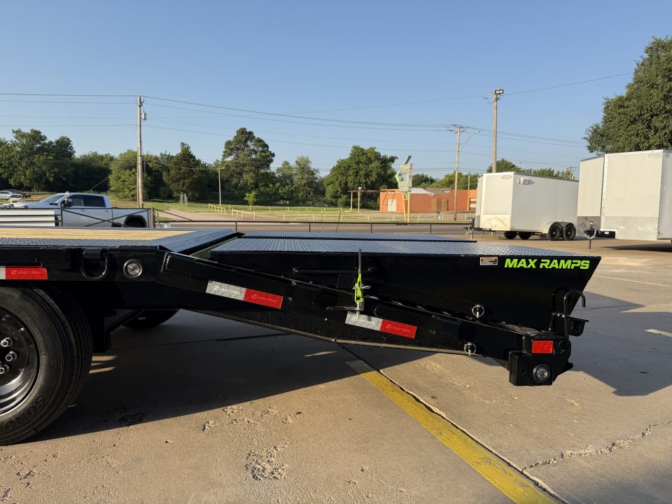 New #390643 2027 LOAD TRAIL PS 25 X 102 TANDEM AXLE BUMPER PULL 16K DECK OVER W/ MAX RAMPS