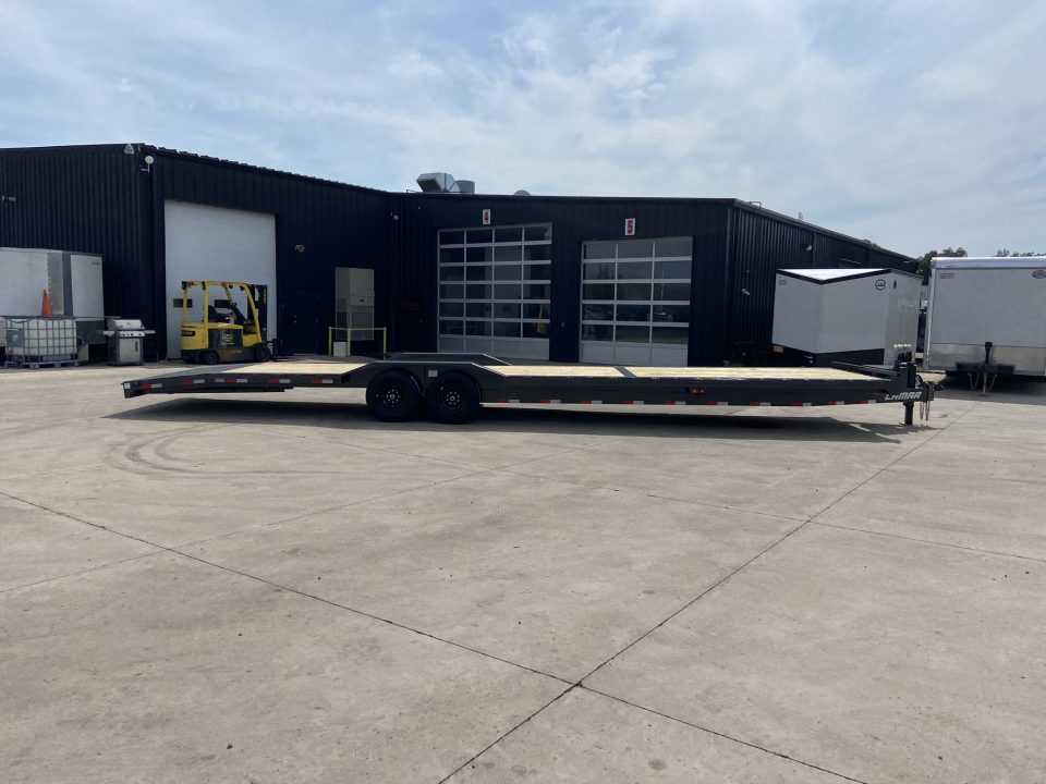 New Lamar 102"X36' 14K Equipment Trailer