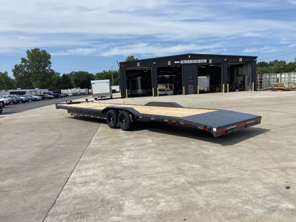 New Lamar 102"X36' 14K Equipment Trailer
