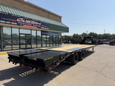 New #390570 2027 LOAD TRAIL GP 32 X 102 DUAL TANDEM LOW-PRO 24K GOOSENECK W/ MAX RAMPS