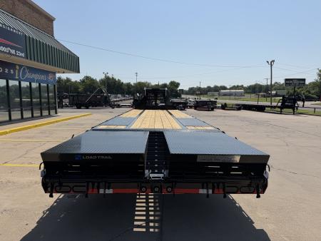 New #390570 2027 LOAD TRAIL GP 32 X 102 DUAL TANDEM LOW-PRO 24K GOOSENECK W/ MAX RAMPS