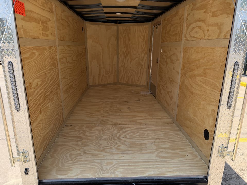 New #056051 2026 FOREST RIVER SA 6 X 12 SINGLE AXLE 3K ENCLOSED W/ REAR RAMP DOOR
