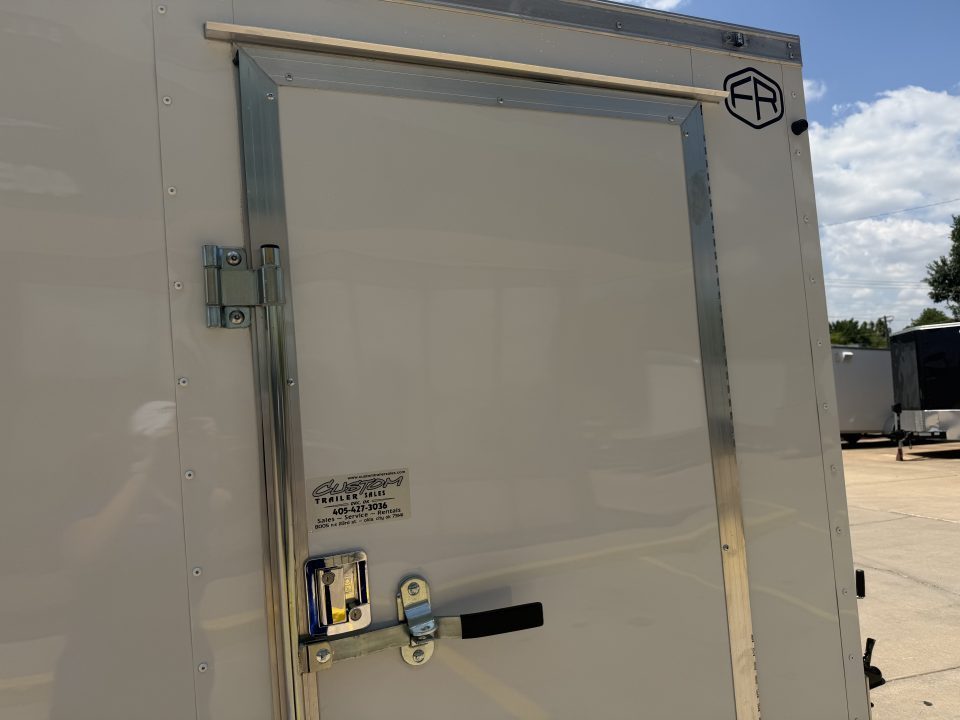 New #056626 2027 FOREST RIVER SA 6 X 10 SINGLE AXLE 3.5K ENCLOSED W/ REAR RAMP DOOR