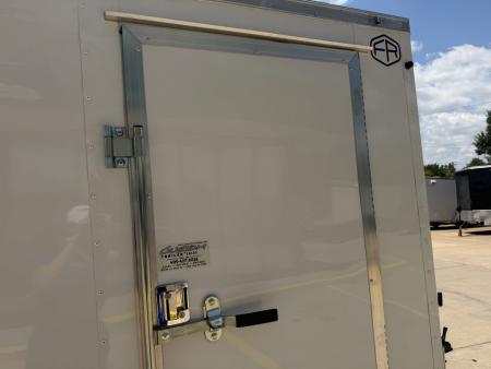 New #056626 2027 FOREST RIVER SA 6 X 10 SINGLE AXLE 3.5K ENCLOSED W/ REAR RAMP DOOR
