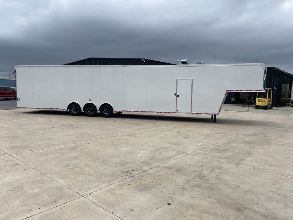 New United UXGN-8.5X48 Car Trailer