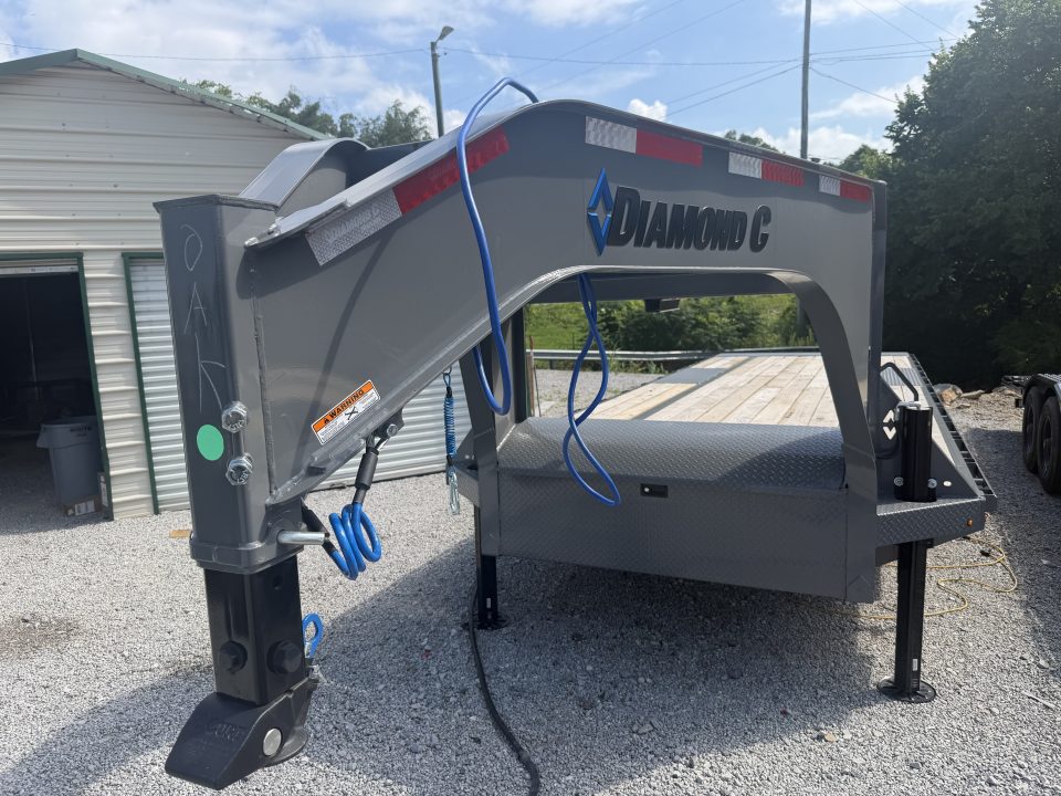 New 2026 Diamond C DET208 GOOSENECK DECK OVER POWER TILT ** ABS BRAKES** OAK FLOOR WIRELESS REMOTE HYDRO JACKS