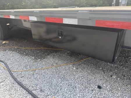 New 2026 Diamond C DET208 GOOSENECK DECK OVER POWER TILT ** ABS BRAKES** OAK FLOOR WIRELESS REMOTE HYDRO JACKS