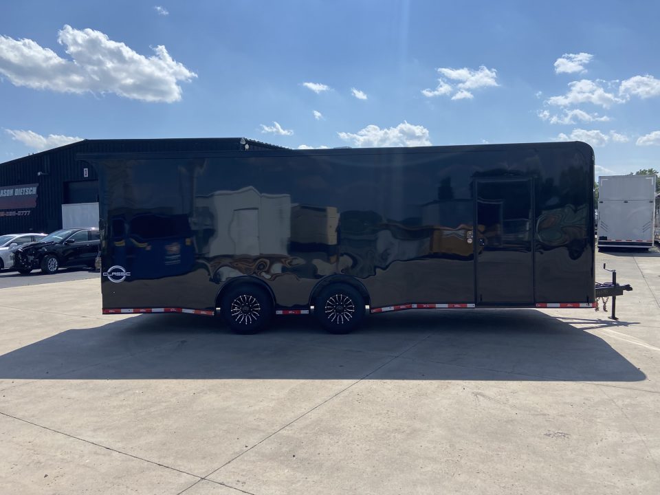 New United CLA-8.5X24Car Racing Trailer