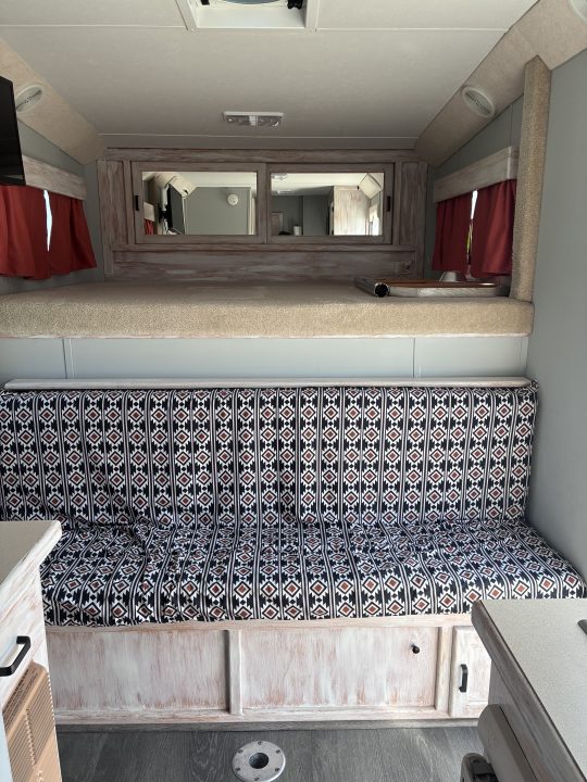 Used 2001 Trails West 4H LQ Horse Trailer