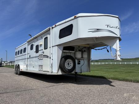 Used 2001 Trails West 4H LQ Horse Trailer