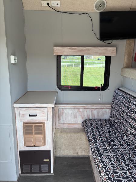 Used 2001 Trails West 4H LQ Horse Trailer