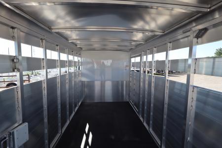New 2027 Sundowner 24' Stock/Combo 4HR GN Horse Trailer