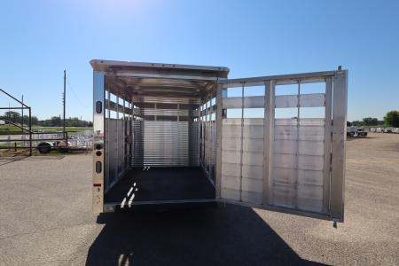 New 2027 Sundowner 20' Stock/Combo 3HR GN Horse Trailer