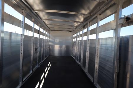 New 2027 Sundowner 20' Stock/Combo 3HR GN Horse Trailer