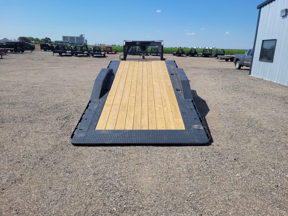 New 2027 Buckshot 102"x26' Gooseneck Tilt Trailer W/8K Axles