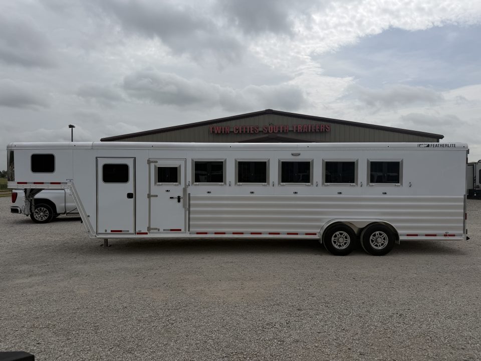 New 2026 Featherlite 6 Horse Gooseneck Horse Trailer